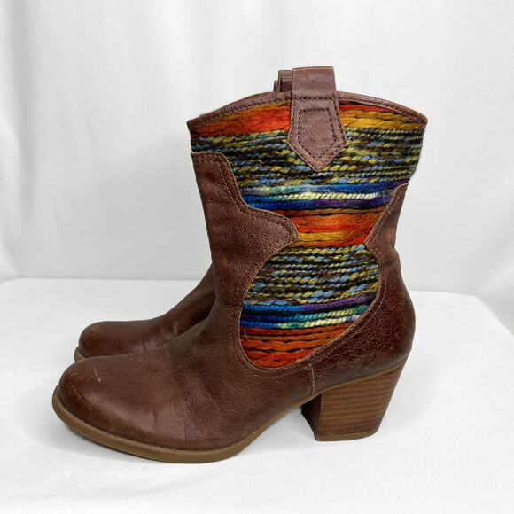 Bandolino BDZAMEN Multicolor Woven Ankle Boots Leather Southwestern Women's 8M - Picture 2 of 9